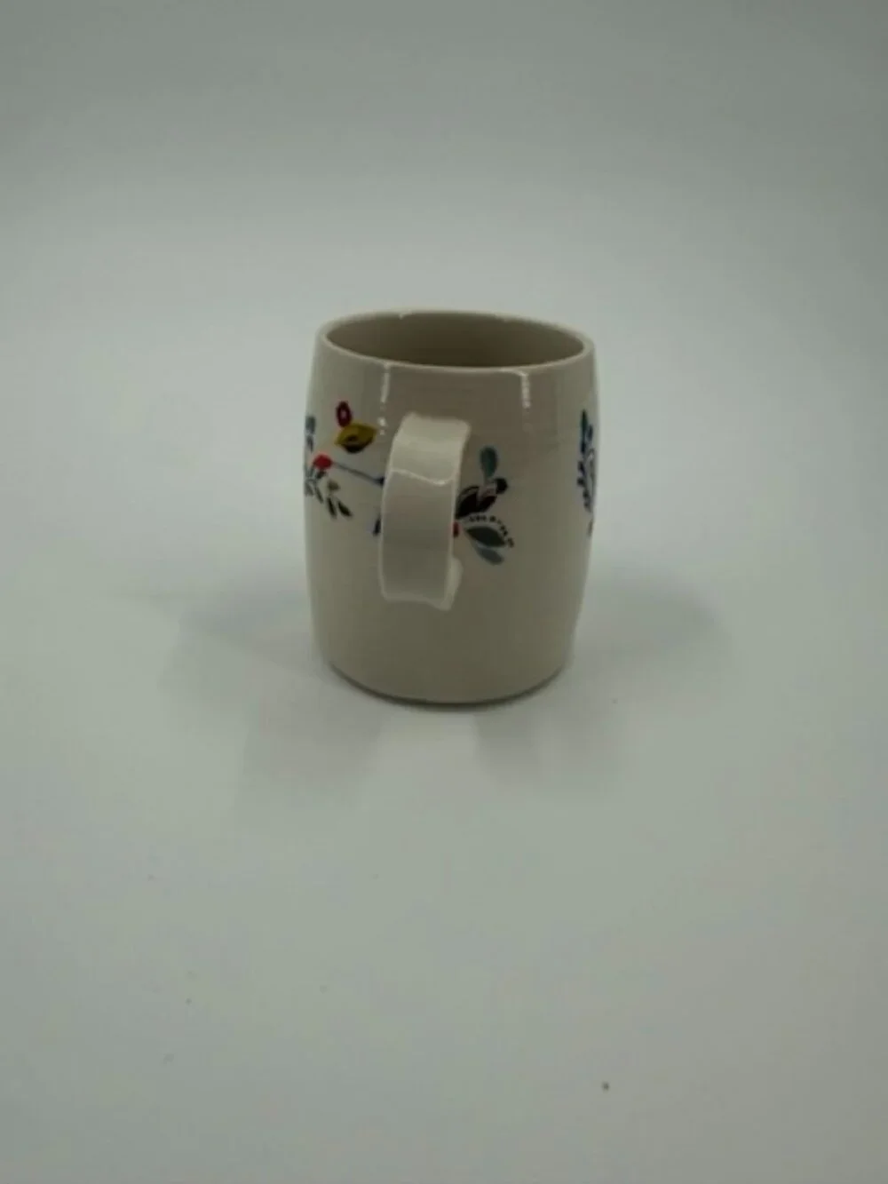 Anthropologie Mug Starla M Hoffman Monogram Letter 'J ' Petal Palette Coffee Cup